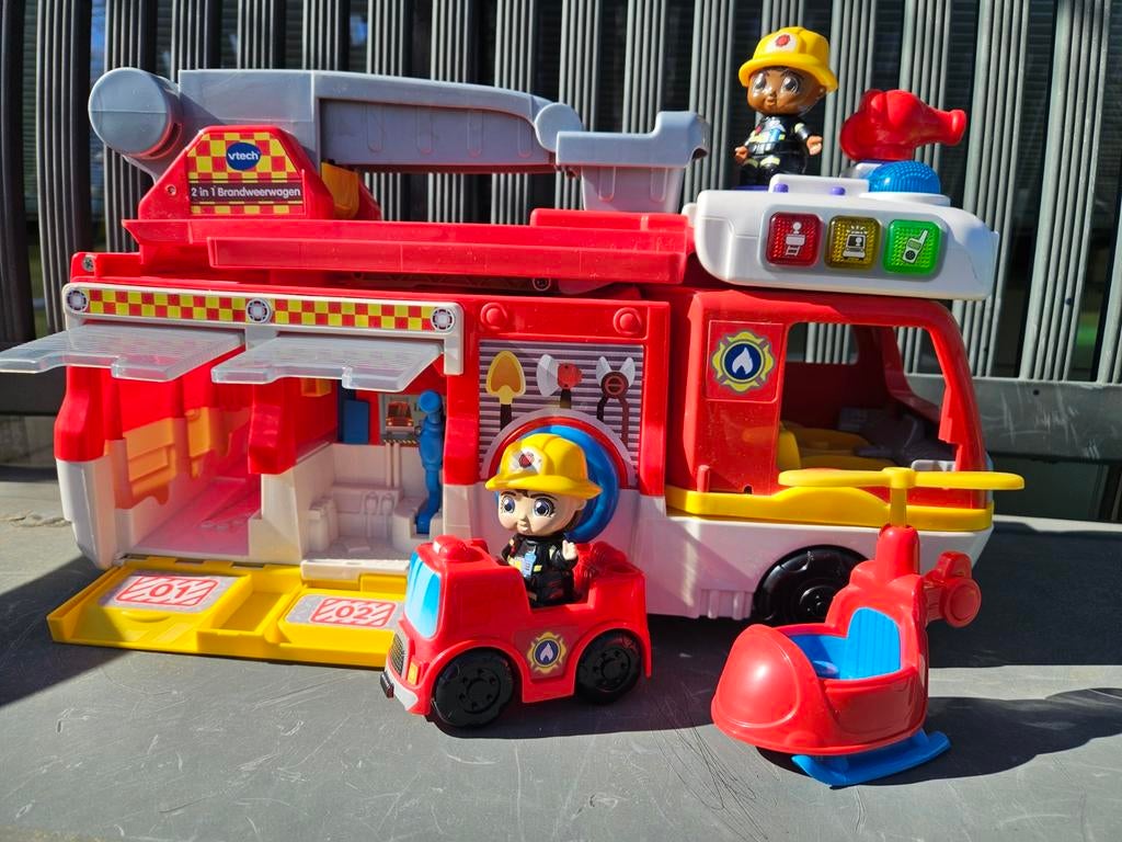 VTech Vrolijke Vriendjes 2in1 Brandweerwagen + Licht en Gelu, Ophalen, Zo goed als nieuw, 6 maanden tot 2 jaar