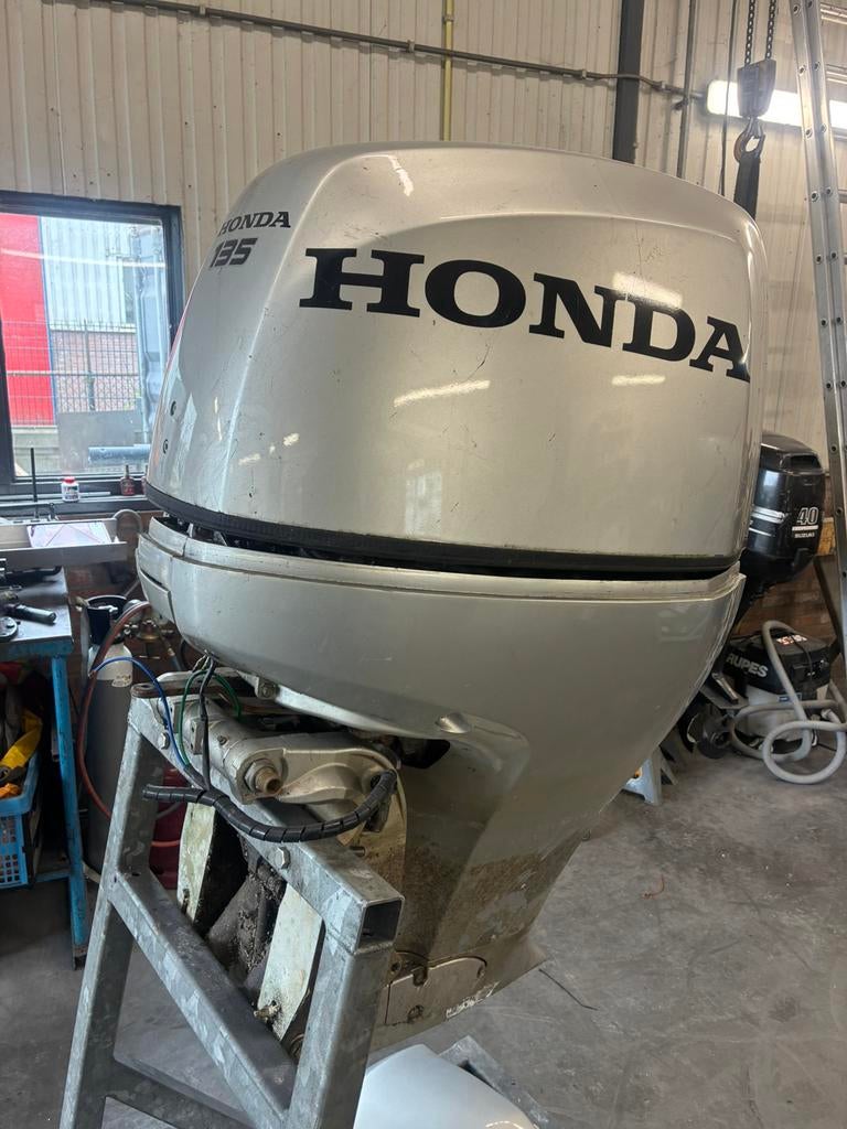 Honda 135 / 150 pk 4 takt EFI , Powertrim, onderdelen., Watersport en Boten, Honda, ., Ophalen of Verzenden, Motor en Techniek