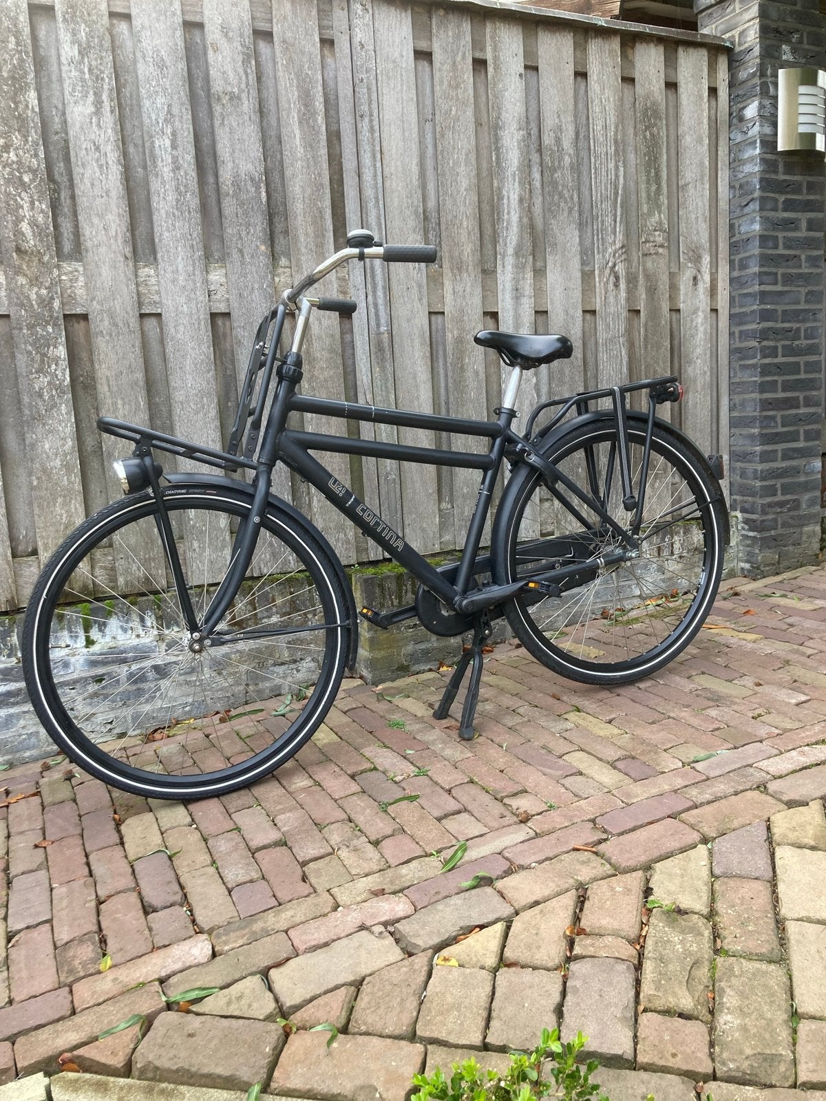 Cortina U4 Transportfiets - Mat Zwart, Fietsen en Brommers, Terugtraprem, Gebruikt, 47 tot 50 cm, Versnellingen