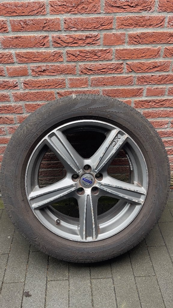 Vulcanis Volvo xc90 velgen +Pirelli Scorpion 255/50 r19, Auto diversen, Overige Auto diversen, Ophalen