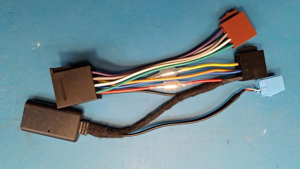 Bluetooth ISO adapter Blaupunkt/Becker/MB Audio5/VDO, Auto diversen, Autoradio's, Nieuw, Ophalen of Verzenden
