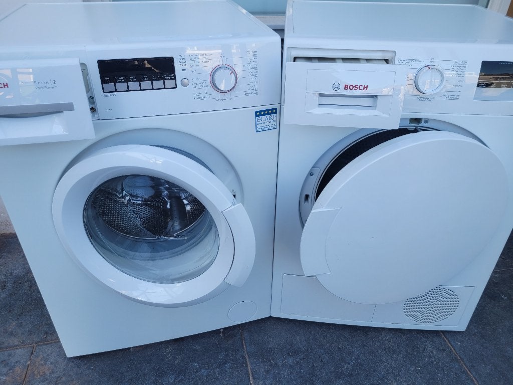 Hele Nette Set Bosch Serie 4 Condensdroger 8 kilo, Ophalen, Minder dan 85 cm, 8 tot 10 kg, Zo goed als nieuw