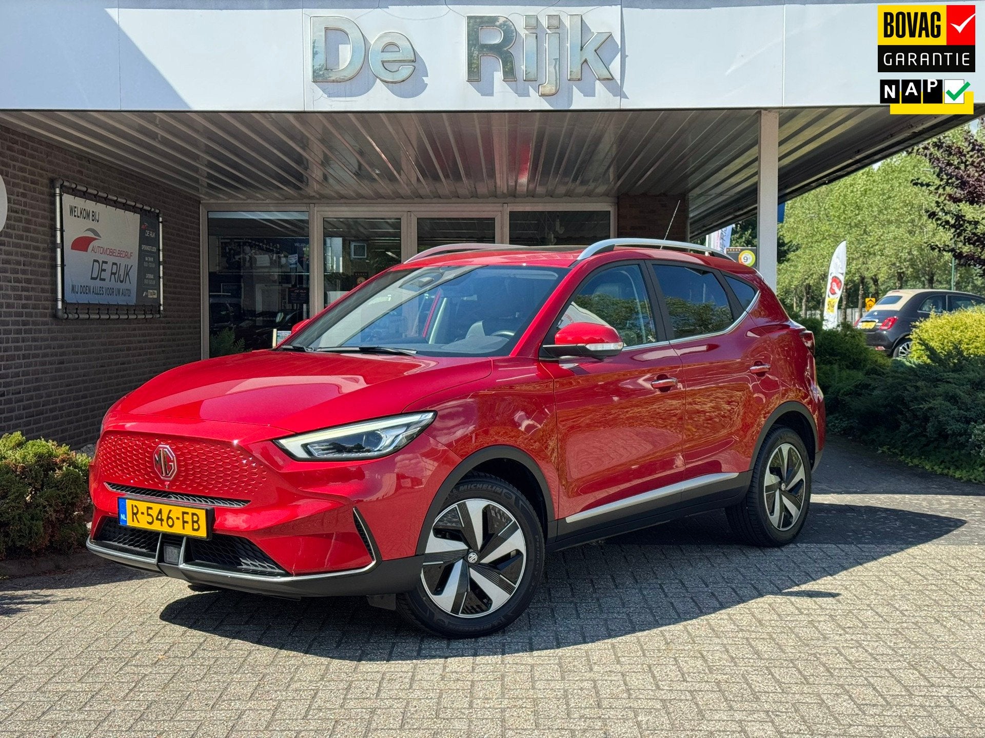MG MG ZS EV EV Standard Range Luxury 50 kWh | Pano, Leder, 3, Gebruikt, Zwart, ZS, 177 pk