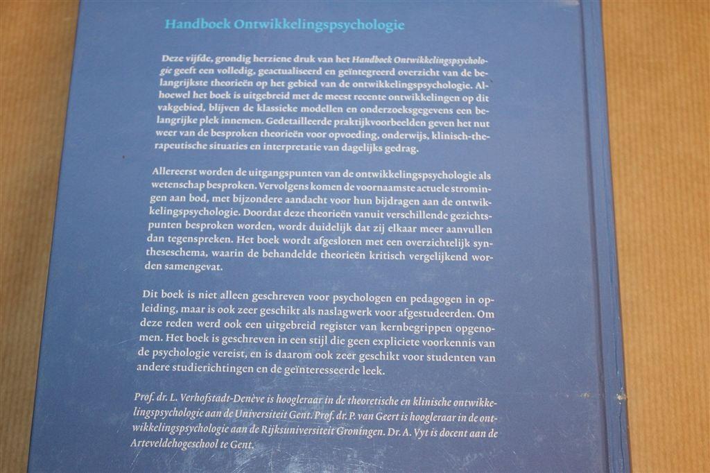 Handboek Ontwikkelingspsychologie — Theorie en Praktijk, Ophalen of Verzenden, Gelezen, Ontwikkelingspsychologie
