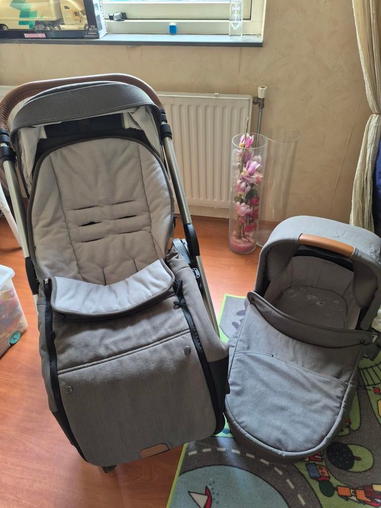 Mutsy kinderwagen met winterzak en regenbeschermers, Kinderen en Baby's, Gebruikt, Ophalen of Verzenden, Combiwagen, Met reiswieg