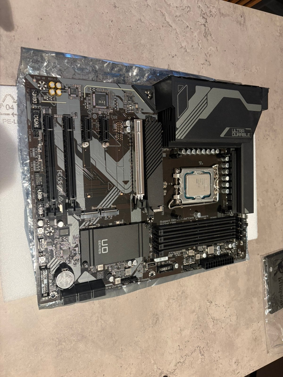 Z790 ud met een i5 13600k, Ophalen of Verzenden, Zo goed als nieuw