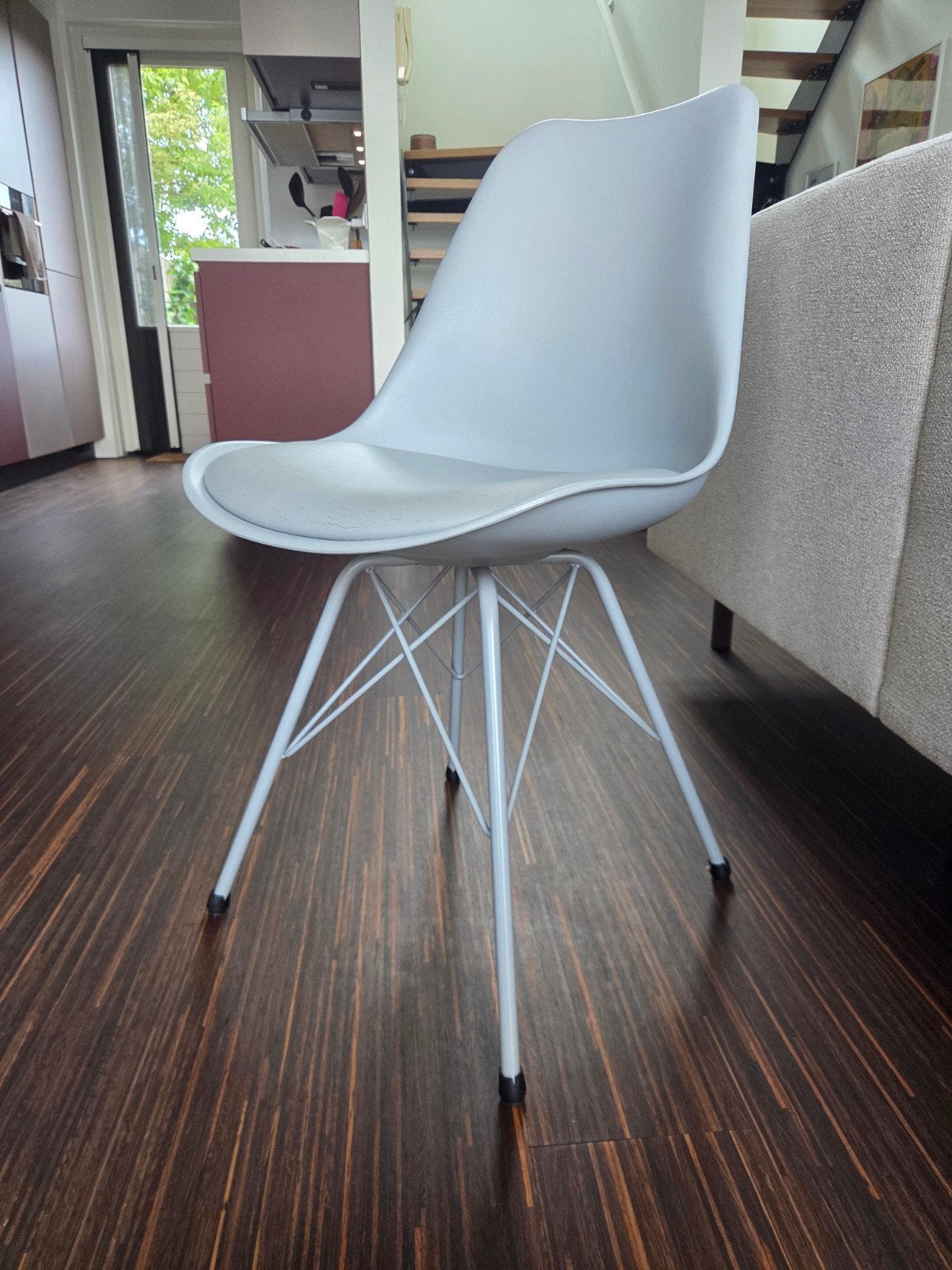 6 grijze stoelen met kussentjes (opnieuw te bekleden), Ophalen, Gebruikt, Stof, Grijs