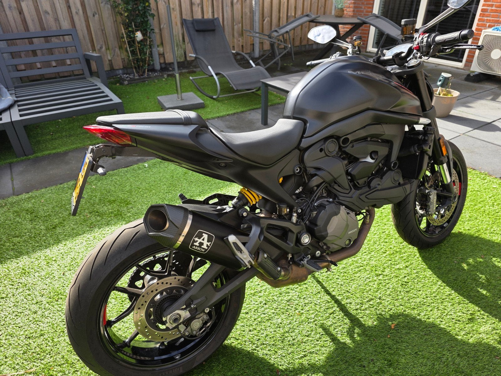 Ducati Monster 937 (2021) - Zo goed als nieuw!, 2 cilinders, Gebruikt, Particulier, Meer dan 35 kW