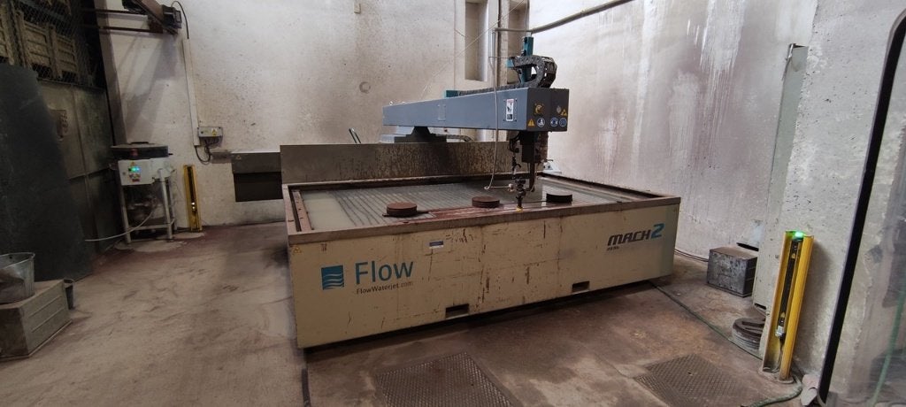 Waterjet cutting machines FLOW Mach 2 2031b, Ophalen, Gebruikt, Metaal, Machine