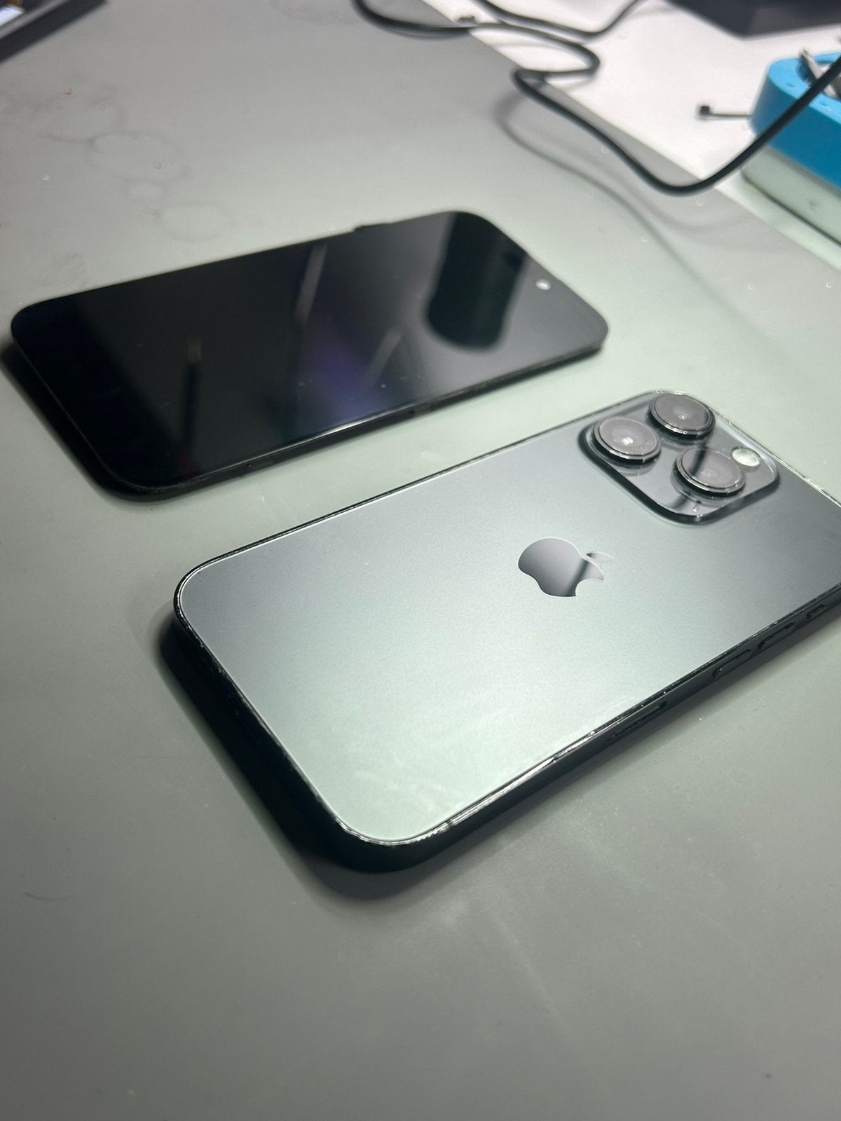 Iphone 14 pro scherm en behuizing, Zwart, Ophalen of Verzenden, Zo goed als nieuw, 128 GB