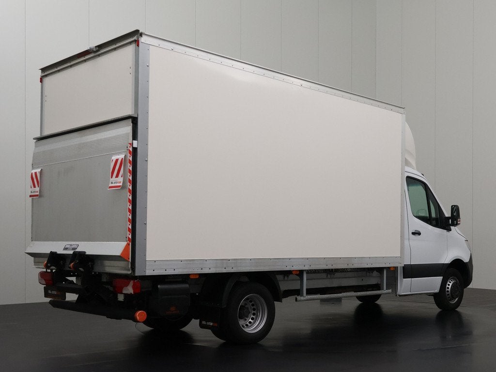 Mercedes-Benz Sprinter 515CDi 9G-Tronic Bakwagen+Laadklep |, Auto's, Bestelauto's, Automaat, Stof, Gebruikt, 150 pk