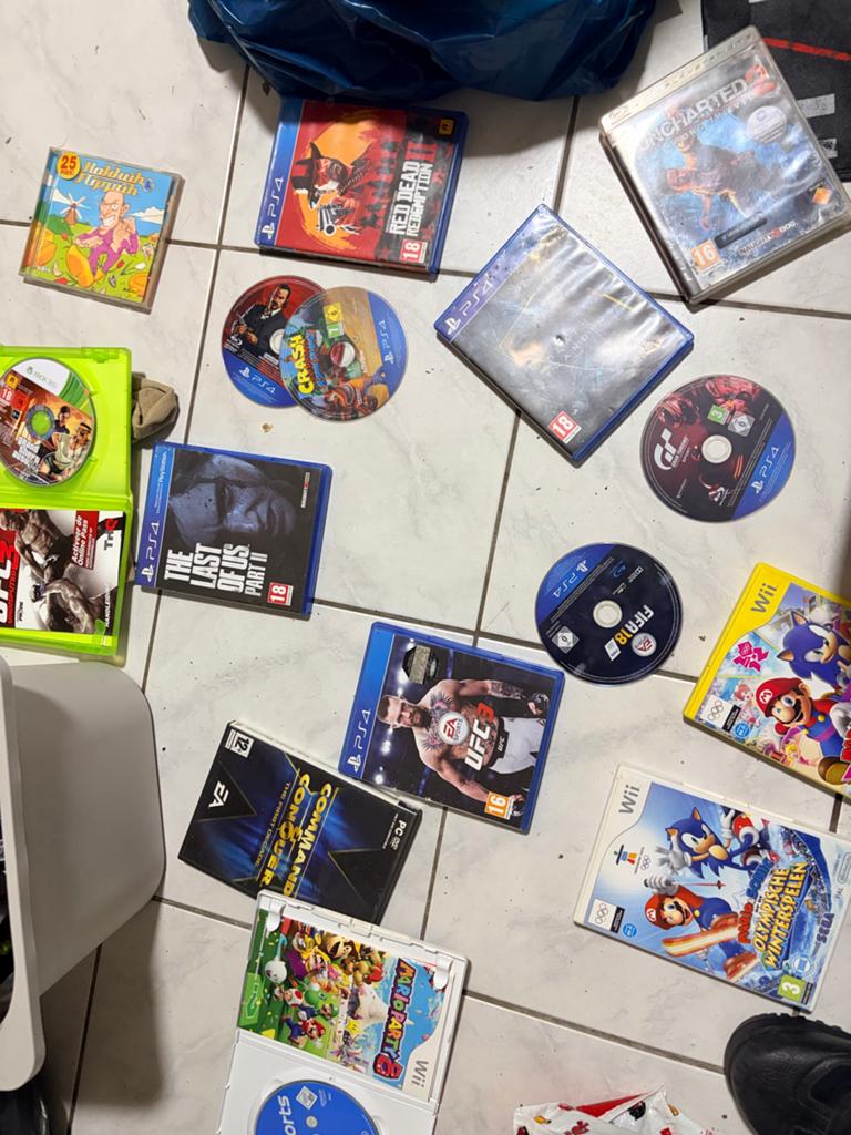 Diverse PS4, Wii en PC Games - Grote Collectie!, Gebruikt, Vanaf 18 jaar, Overige genres, Eén computer