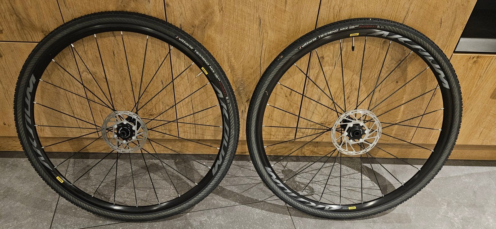 Mavic Aksium Elite wielset, Fietsen en Brommers, Ophalen of Verzenden