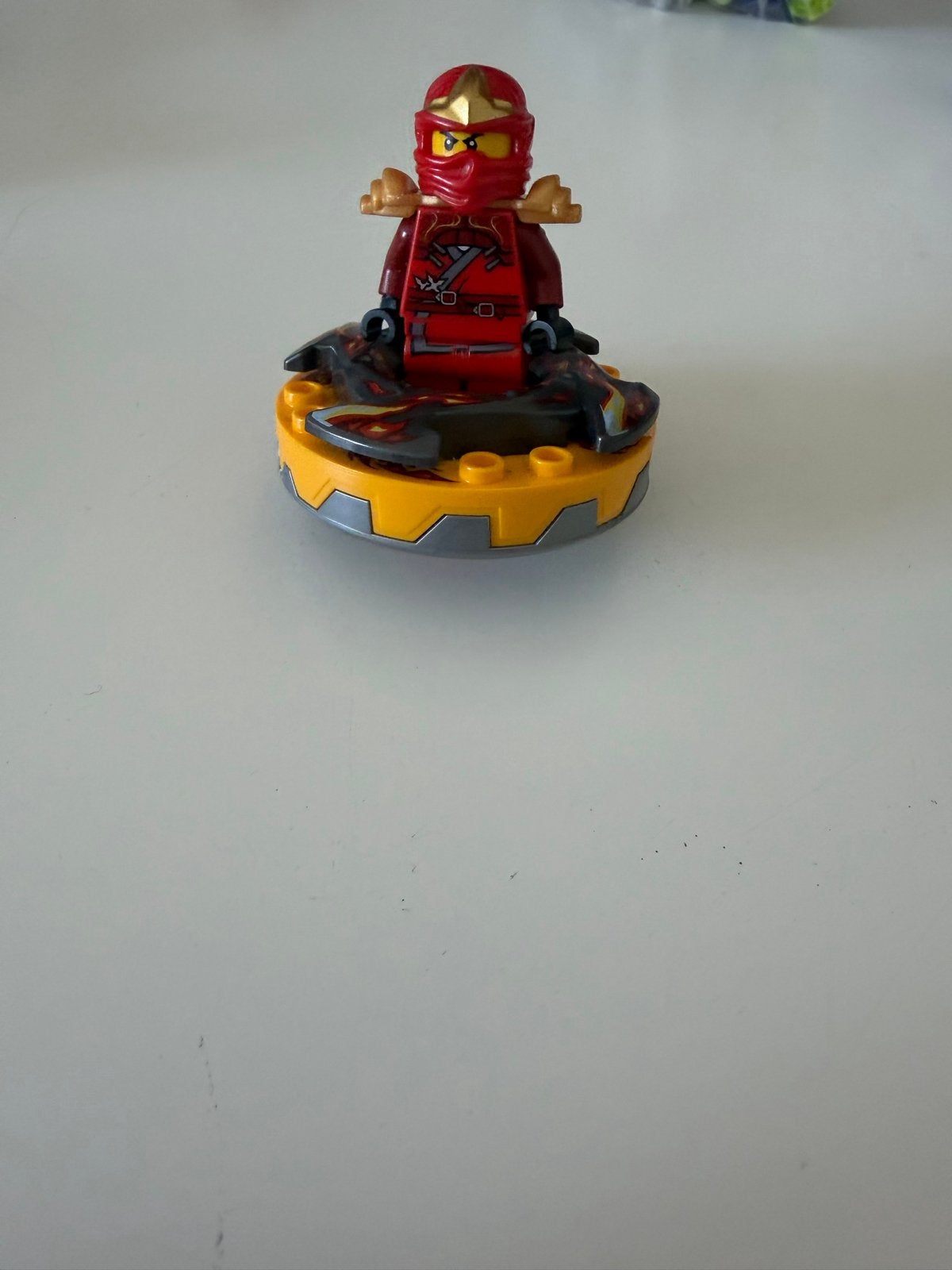 Lego Ninjago minifgure Kai ZX met spinner, Gebruikt, Lego, Ophalen of Verzenden, Minifiguur