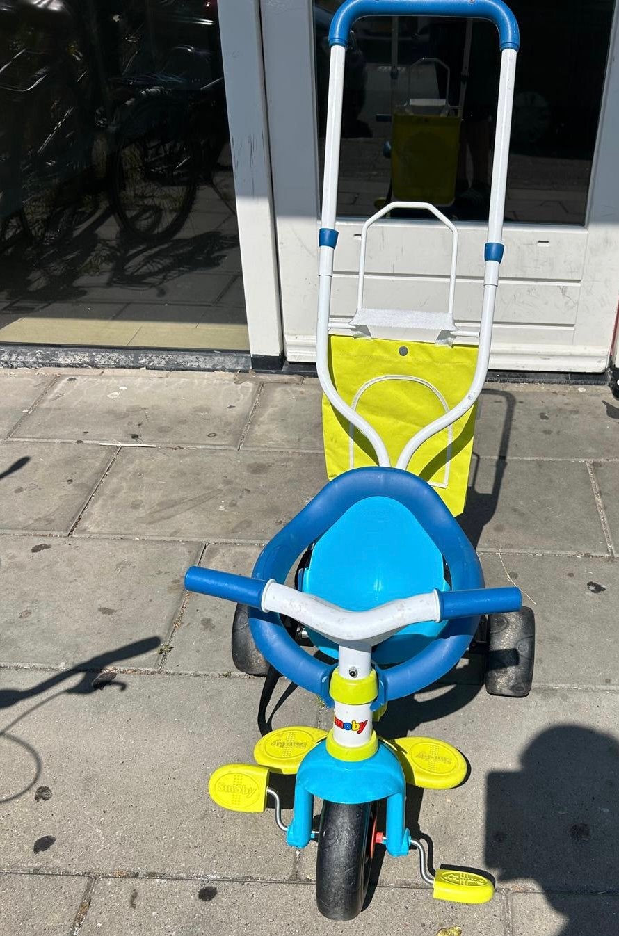 Smoby driewieler, Fietsen en Brommers, Ophalen, Gebruikt, Duwstang