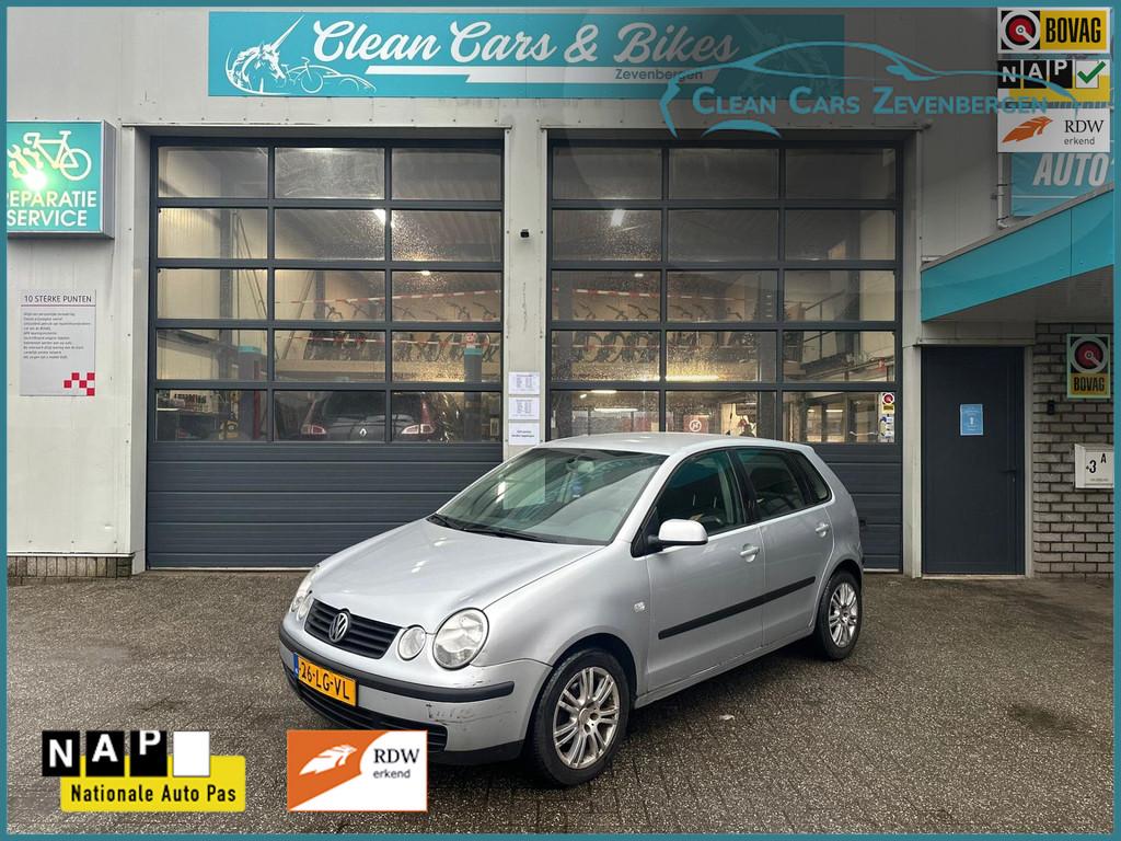 Volkswagen Polo 1.4-16V Comfortline (bj 2003), Auto's, Voorwielaandrijving, Stof, Zwart, 4 cilinders