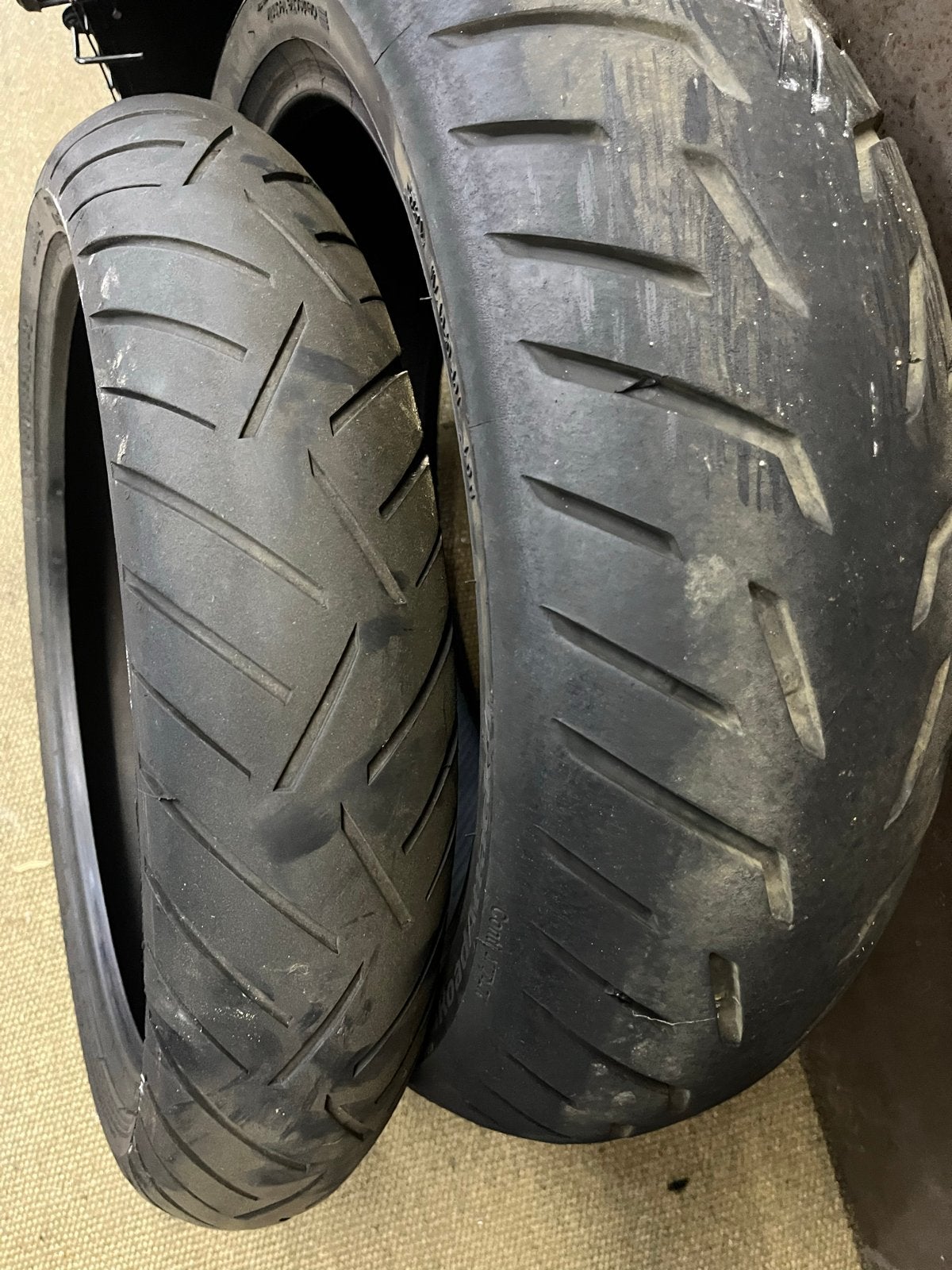 Continental ContiRoadAttack 3 & 4 Motorbanden Set, Motoren, Ophalen, Gebruikt