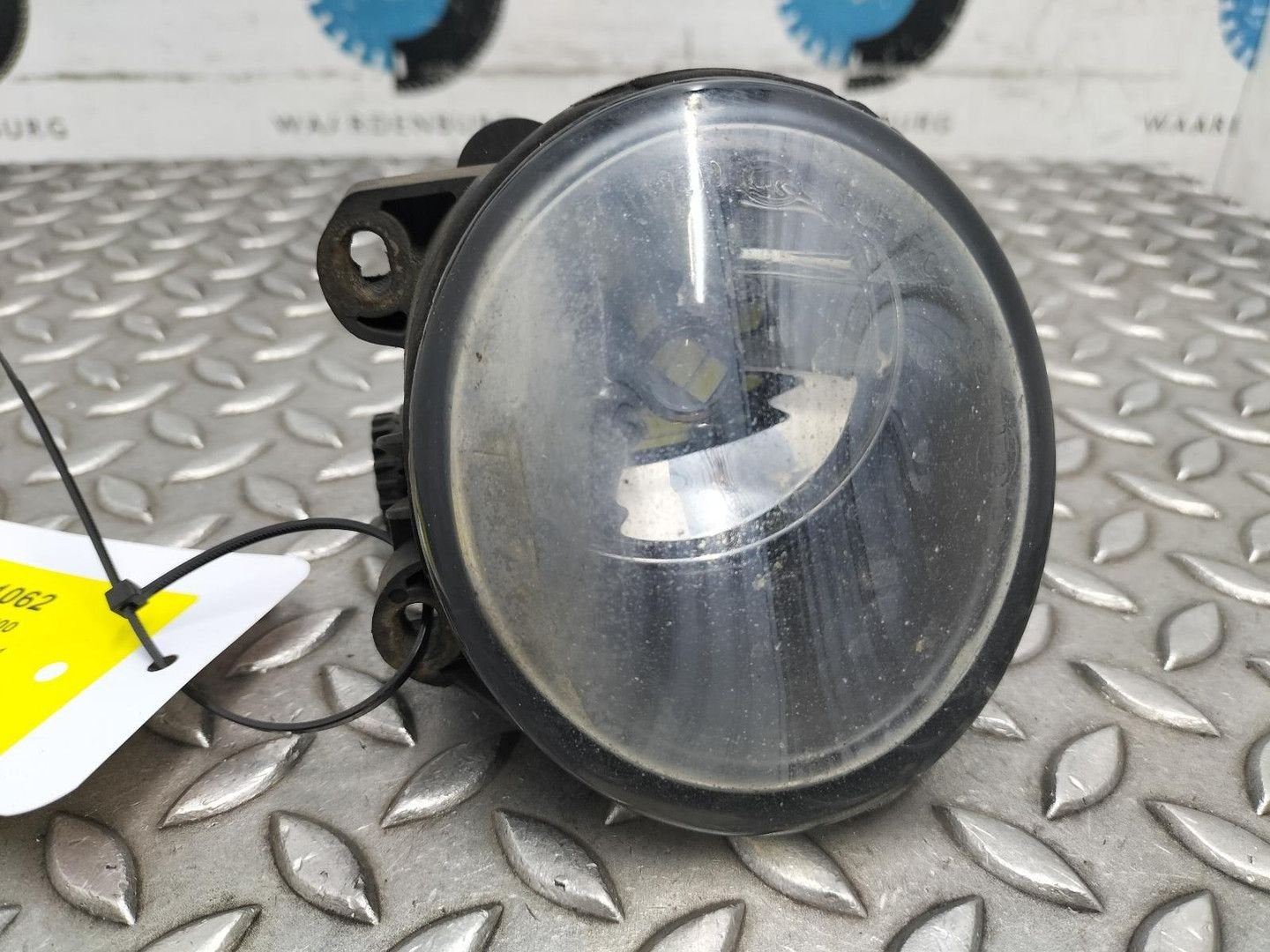 BMW 5 SERIES F11 523I  MISTLAMP 63177839 865 2011, Ophalen of Verzenden, Gebruikt, ARN erkend