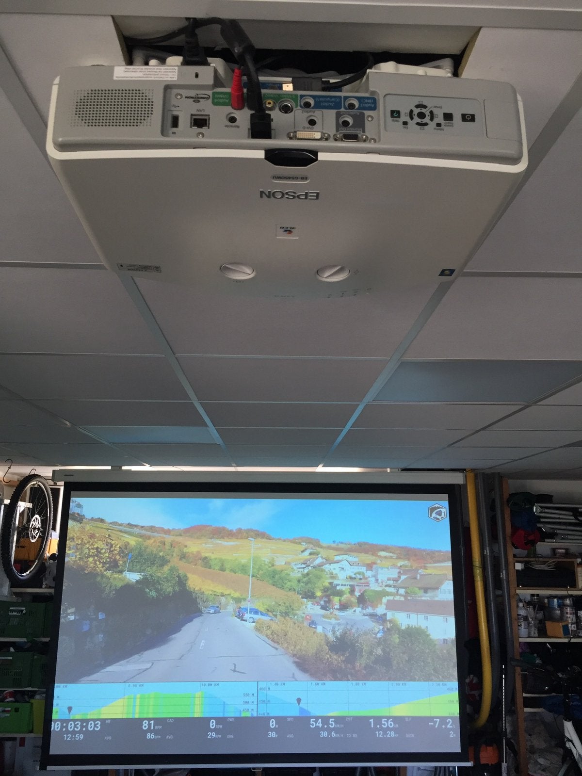 Epson Full HD Beamer EB-G5450WU, Ophalen, Epson, Full HD (1080), Gebruikt
