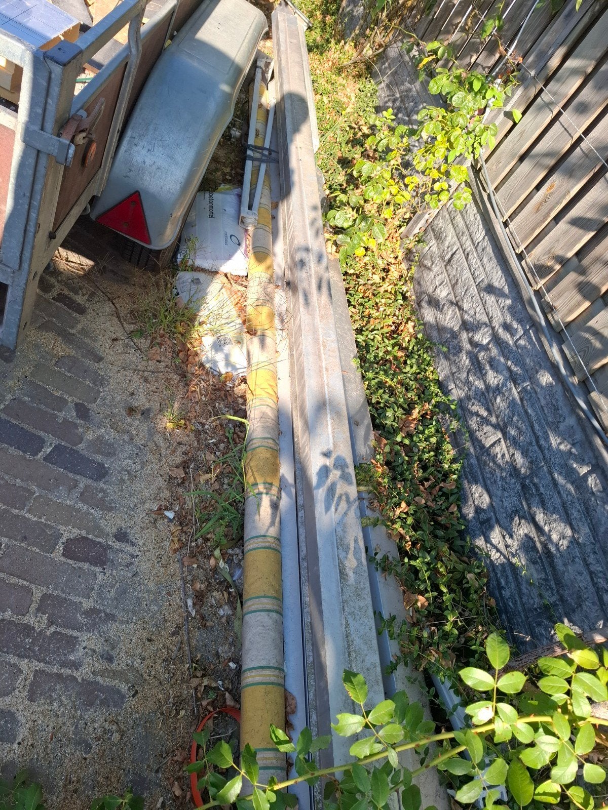 gebruikte zonneschermen aluminium knikarm, Ophalen, Gebruikt, 150 tot 300 cm, 250 cm tot 450 cm
