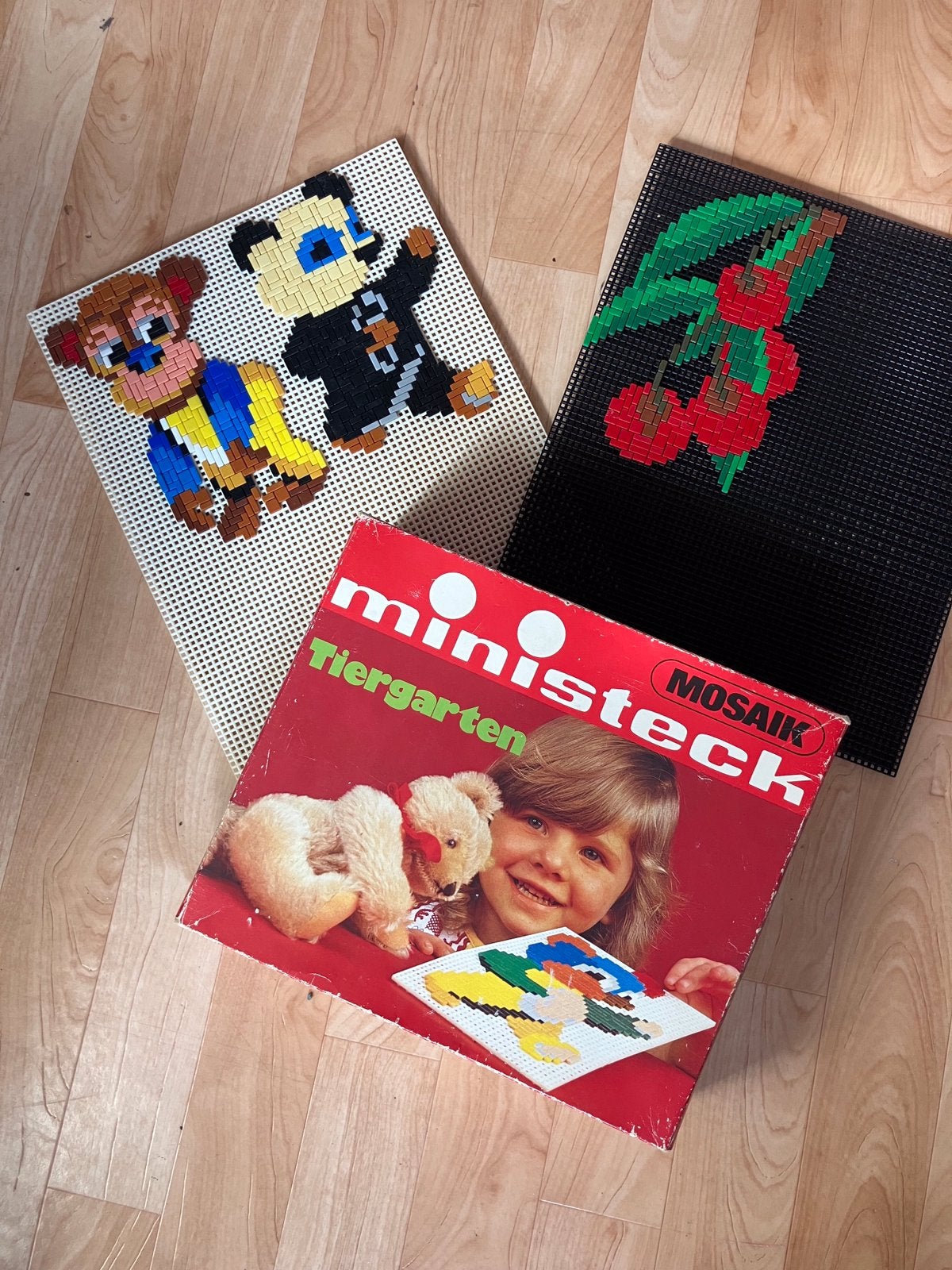 Z.g.a.n/ministeck mozaïek steentjes platen boekje/1980, Hobby en Vrije tijd, Ministeck, Ophalen of Verzenden, Zo goed als nieuw