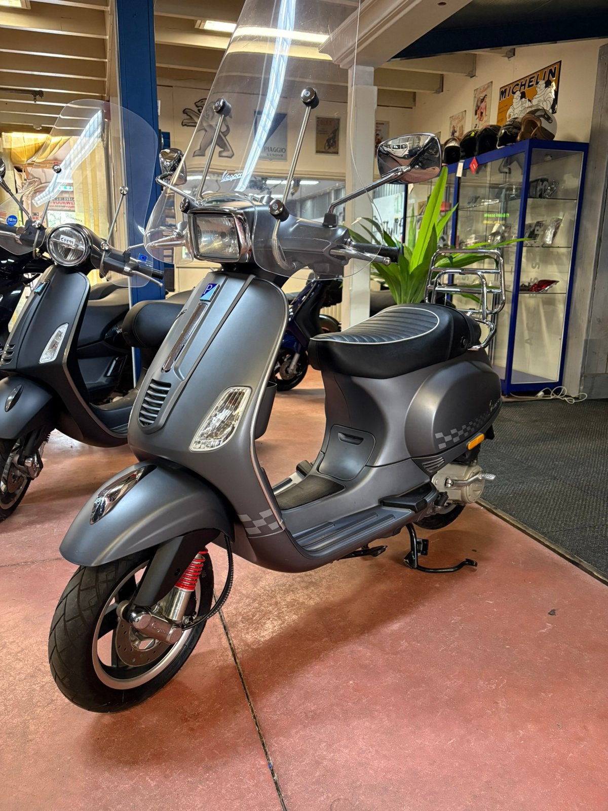 Gebro scooters: Vespa S sport 1e EIGENAAR UNIEKE staat, Vespa S, Ophalen of Verzenden, Zo goed als nieuw, Benzine