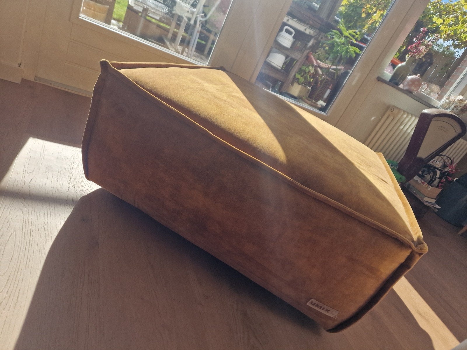 Hocker of poef UMIX 90 bij 90, Ophalen, Vierkant, 75 tot 100 cm, Zo goed als nieuw