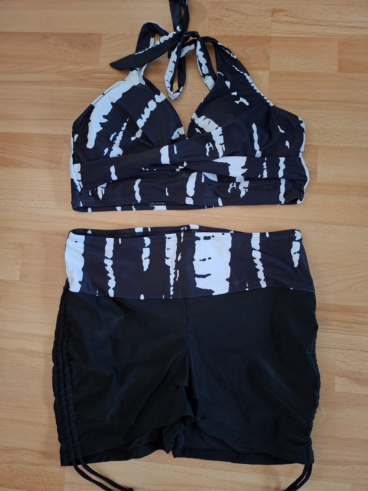Nieuwe Tankini +Bikini broekje, Ophalen of Verzenden, Nieuw, Zwart, Overige typen
