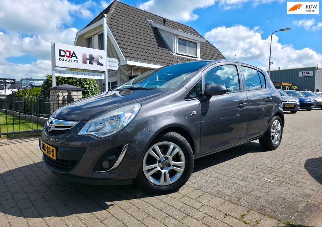 Opel CORSA 1.2-16V Anniversary Edition, Voorwielaandrijving, Euro 5, Gebruikt, Zwart