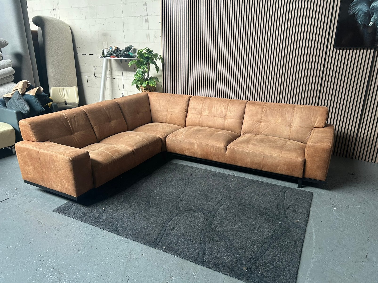 GRATIS LEVERING Hoekbank De Bommel Cognac 305X245 GEREINIGD