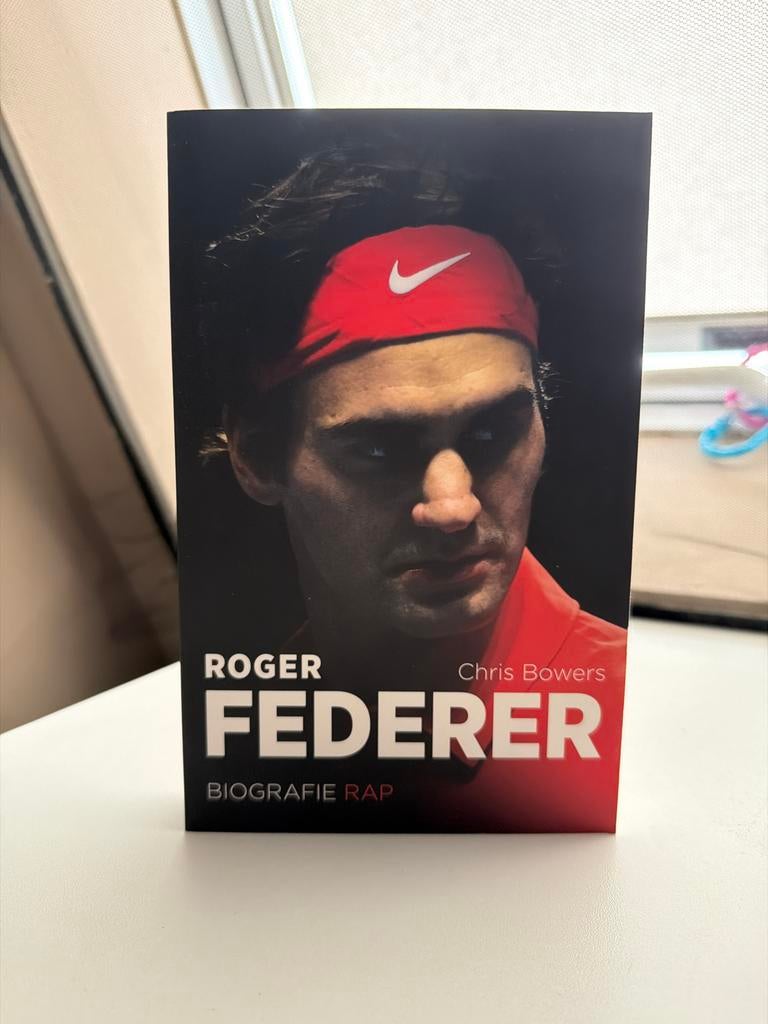 Roger Federer - Biografie RAP door Chris Bowers, Ophalen of Verzenden, Zo goed als nieuw, Sport