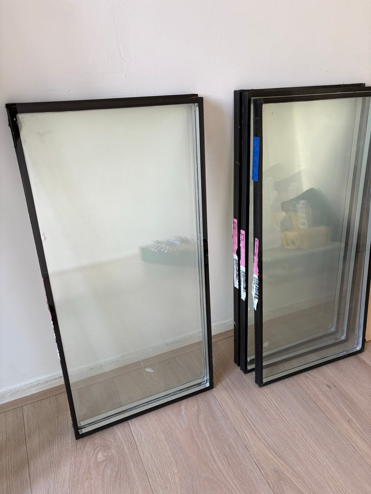 Diverse glazen ruiten - Dubbelglas - ophalen tegen elk bod, Doe-het-zelf en Verbouw, Glas en Ramen, Ophalen, Gevelraam of Ruit