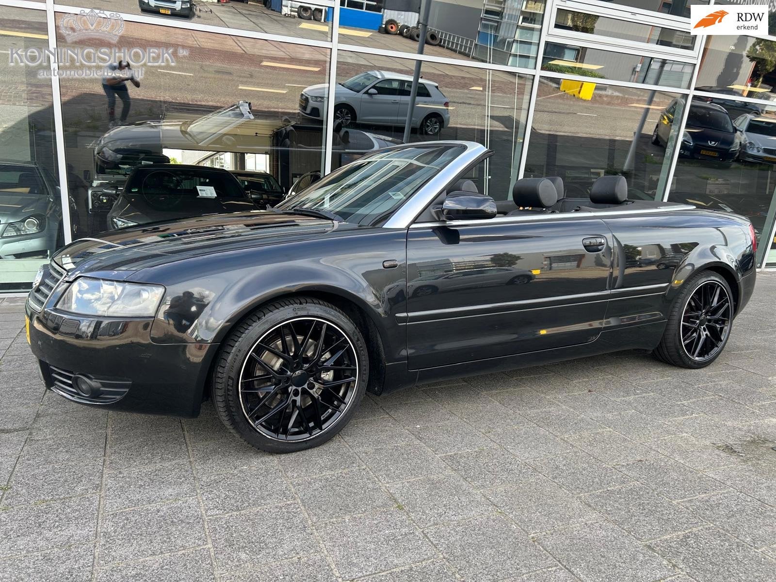 Audi A4 Cabriolet 3.0 V6 Exclusive, Xenon verlichting, Gebruikt, Zwart, 1595 kg