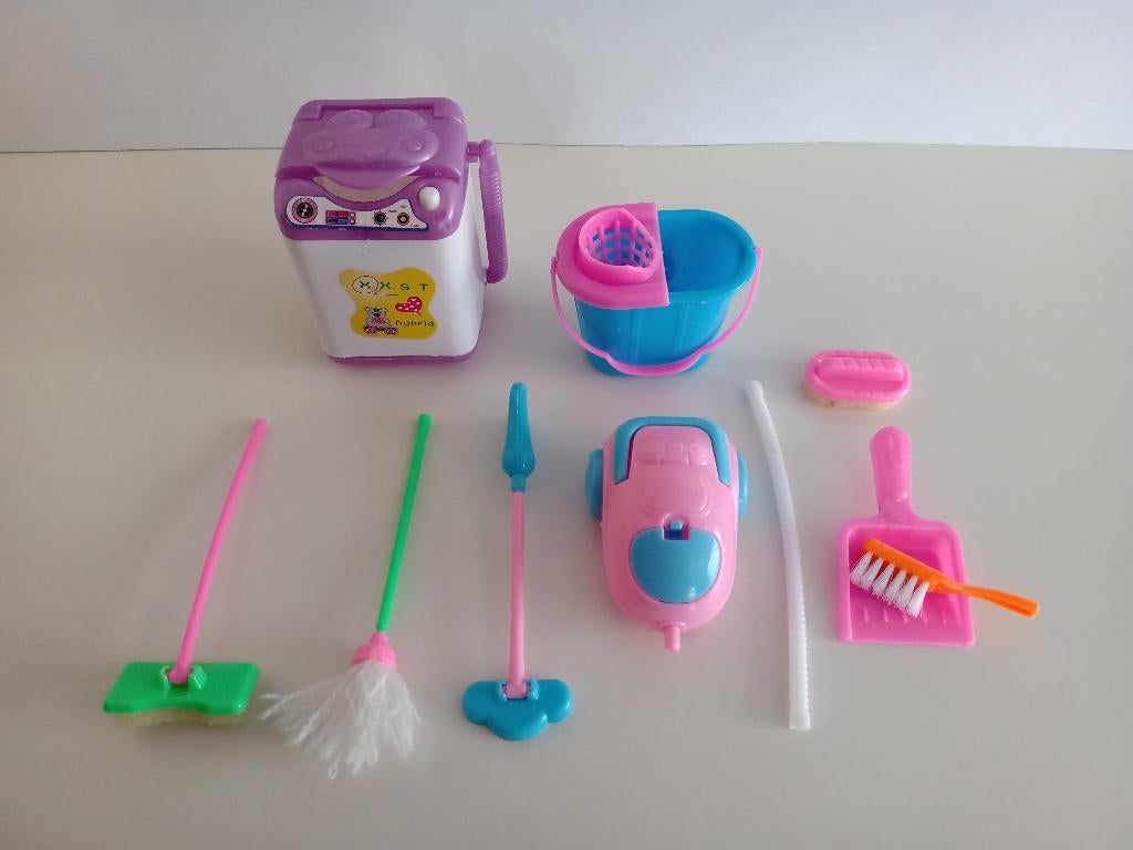 Mini Schoonmaak Spulletjes voor (Barbie) Poppen, Ophalen of Verzenden, Gebruikt, Accessoires