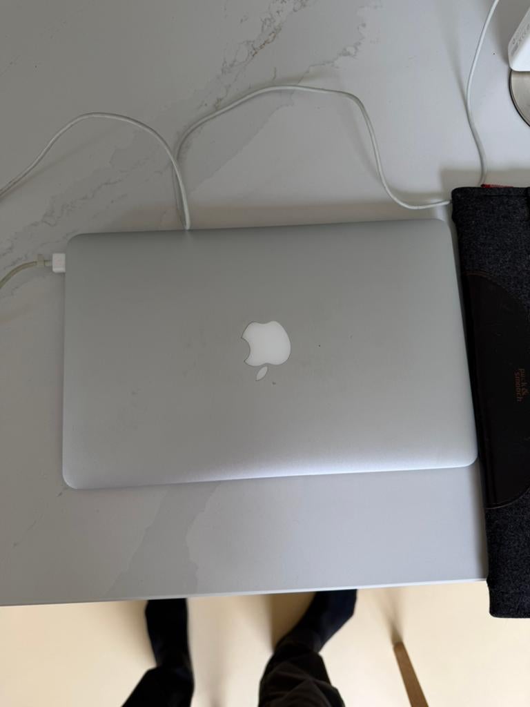 Macbook air late 2010 1.6ghz 4gb, Computers en Software, Apple Macbooks, Gebruikt, Qwerty, Ophalen of Verzenden, 128 GB of minder