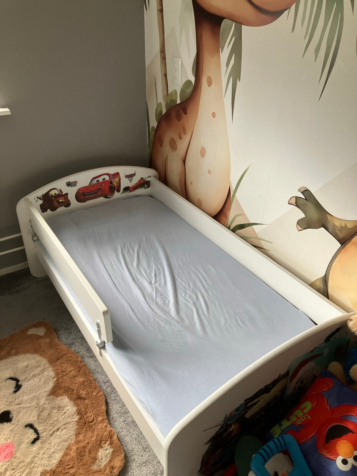 Kinderbed met Cars-thema, 70x140 cm, Ophalen, Gebruikt, 70 tot 85 cm, 140 tot 160 cm