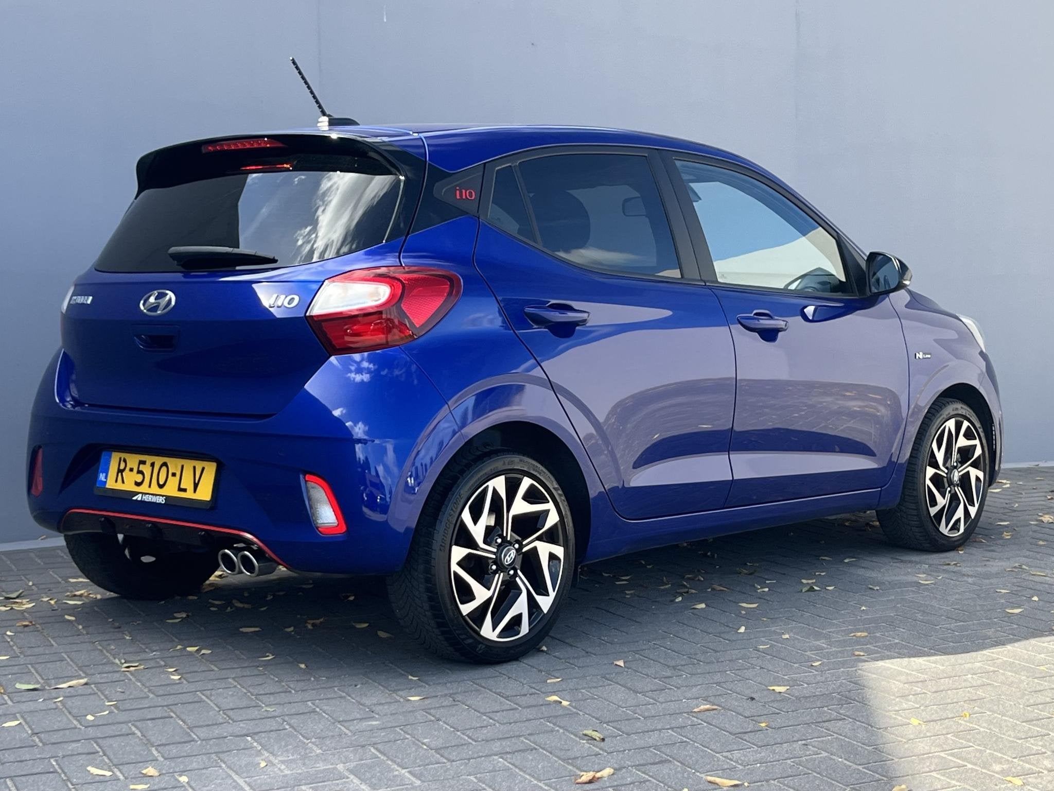 Hyundai i10 1.0 T-GDI N Line 5-zits / 1ste Eigenaar / All Se, Auto's, Voorwielaandrijving, Euro 6, Blauw, Origineel Nederlands