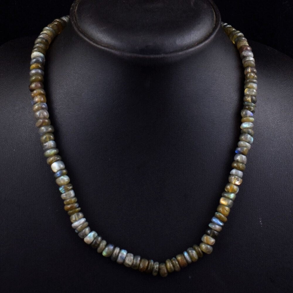 ketting met 229 karaat cabouchon geslepen Labradoriet, Blauw, Nieuw, Ophalen of Verzenden, Steen of Mineraal