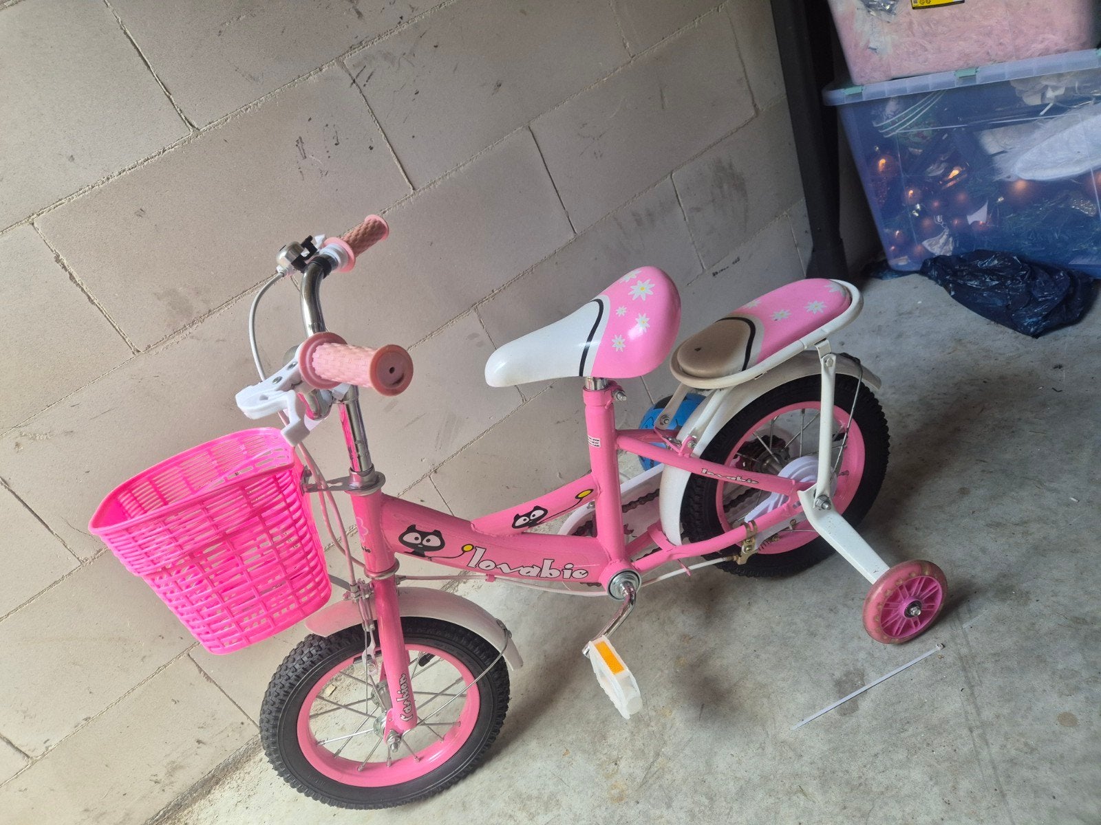 Roze kinderfiets 10 inch met zijwieltjes, Fietsen en Brommers, Ophalen, Gebruikt, Minder dan 16 inch, Zijwieltjes