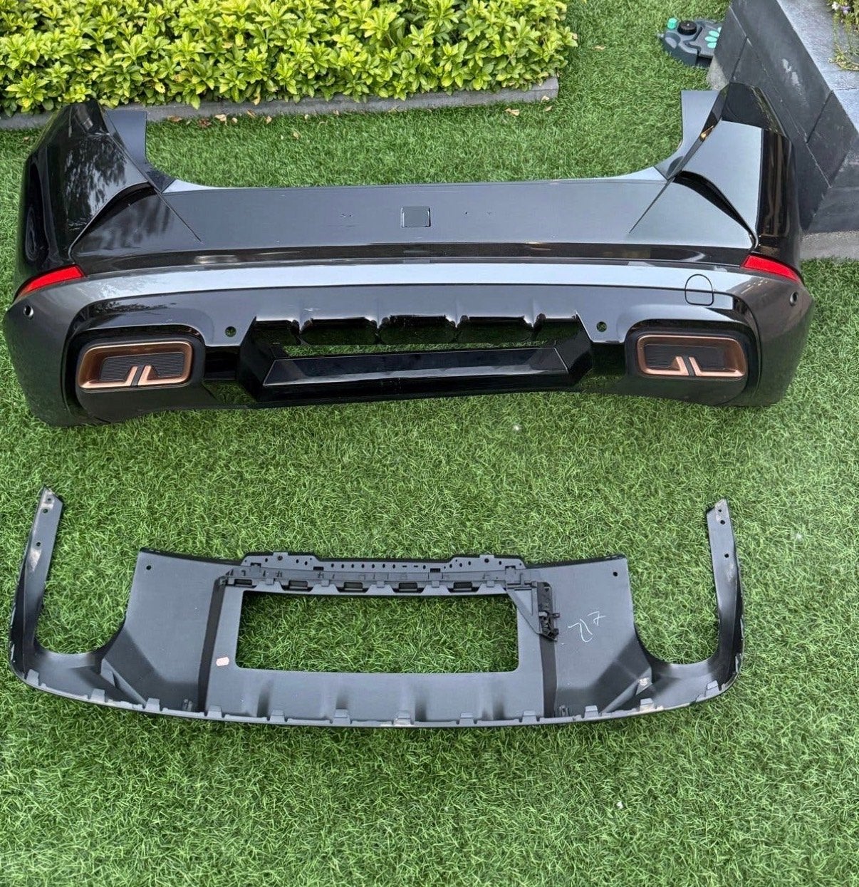 Cupra Bumper - Achterbumper met lichte beschadigingen, Auto-onderdelen, Gebruikt, Ophalen of Verzenden, Achter, Bumper