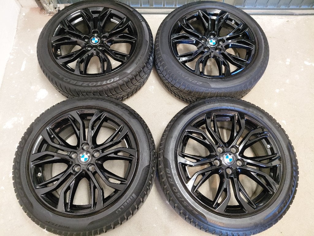 18 inch velgen met winterbanden BMW X1 F48 / X2 F39, Ophalen, 18 inch, Gebruikt, Banden en Velgen