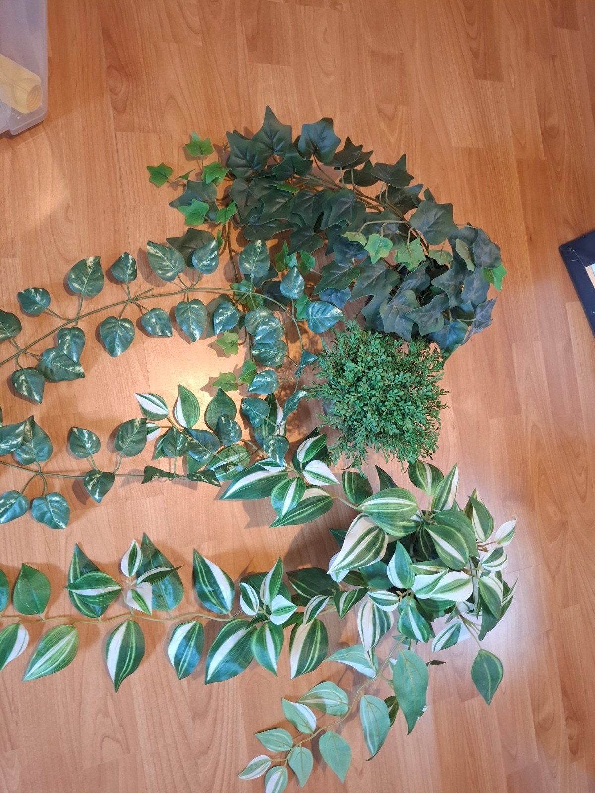 Diverse kunstplanten en -takken, groen en wit, Binnen, Kunstplant, Ophalen of Verzenden, Kunststof