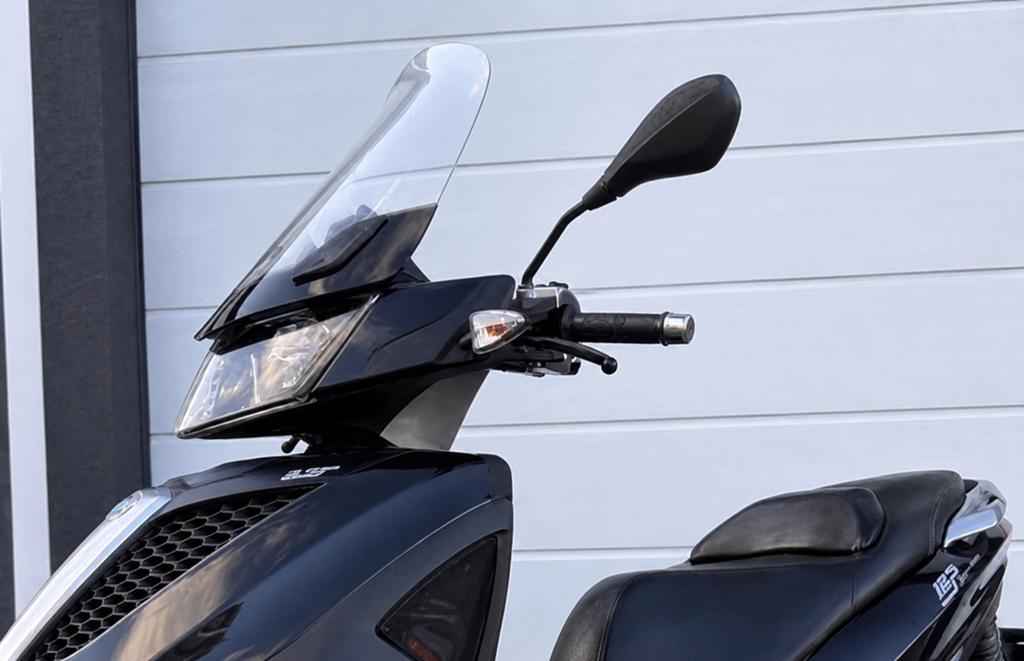 GEVRAAGD/GEZOCHT WINDSCHERM voor PIAGGIO MP3 YOURBAN LT ‘14, Motoren, Ophalen of Verzenden
