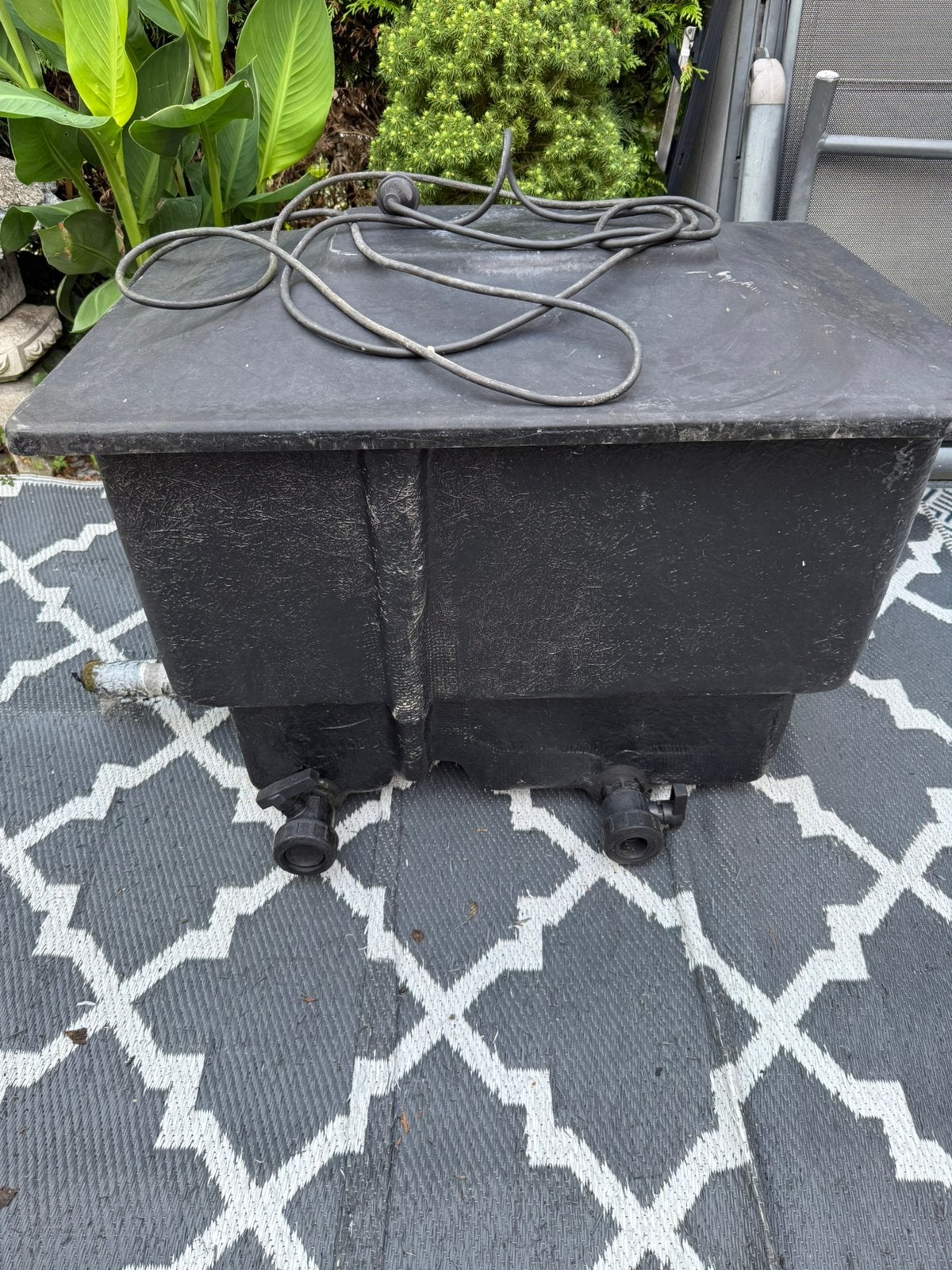 Grote filter met nieuwe pomp in doos, Ophalen, Zo goed als nieuw