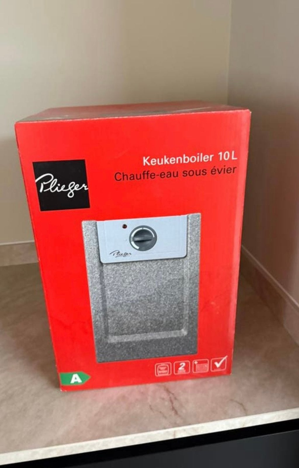 Plieger keukenboiler 10 liter, Doe-het-zelf en Verbouw, Geisers en Boilers, Ophalen, Zo goed als nieuw