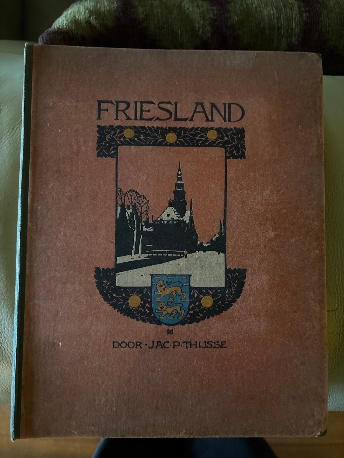 Friesland door Jac. P. Thijsse - Antiek Reisboek, Europa, Ophalen of Verzenden, Reisgids of -boek, Gelezen
