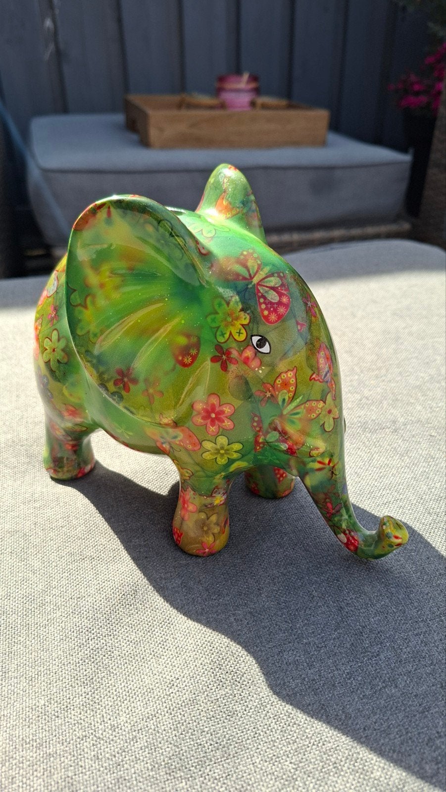 Pomme-pidou spaarpot olifant, groen met bloemen, Ophalen, Zo goed als nieuw
