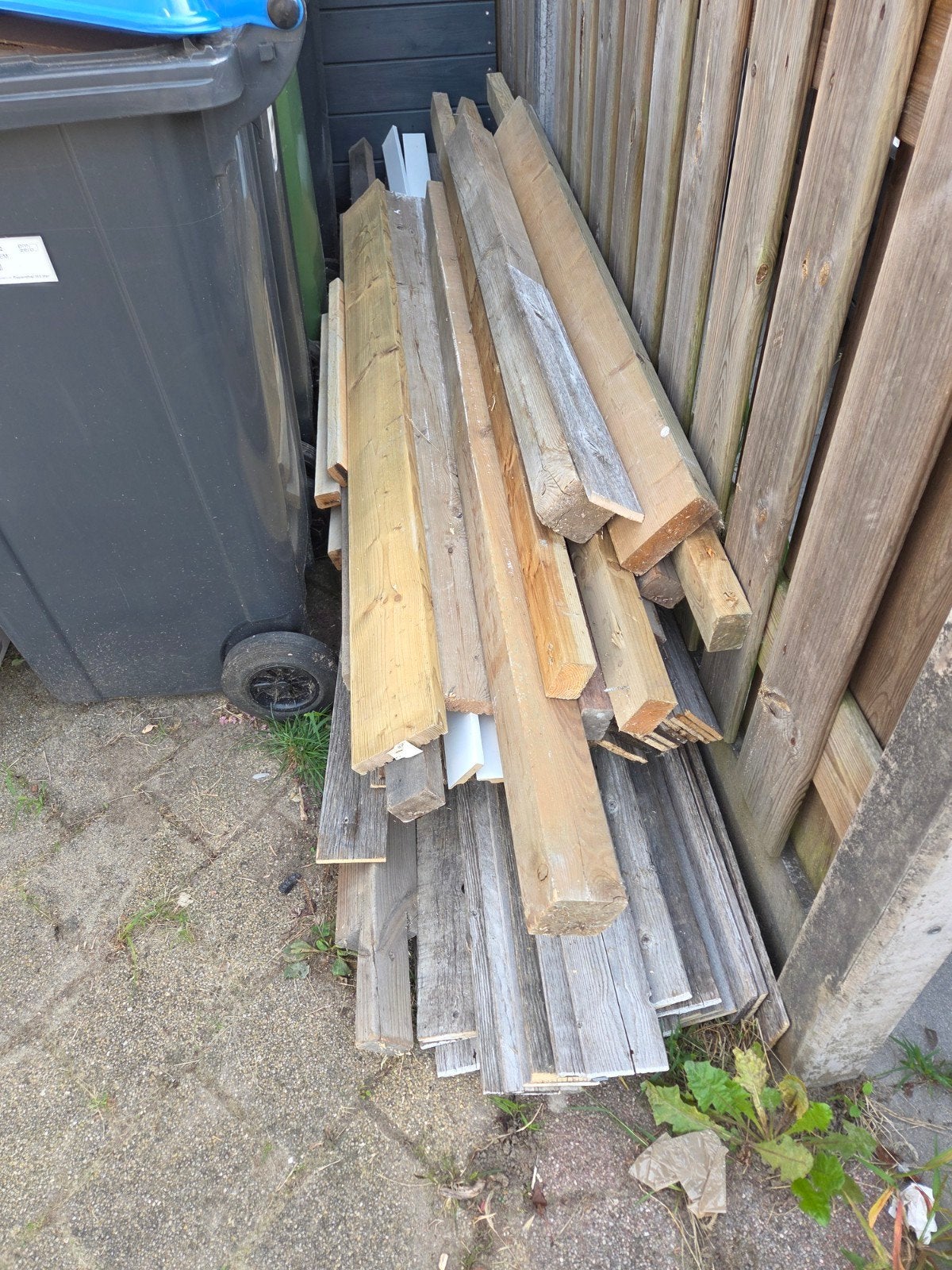 Rest hout, stookhout, kachelhout - Ideaal voor koude maanden, Doe-het-zelf en Verbouw, Ophalen, Gebruikt, Minder dan 25 mm, Steigerhout