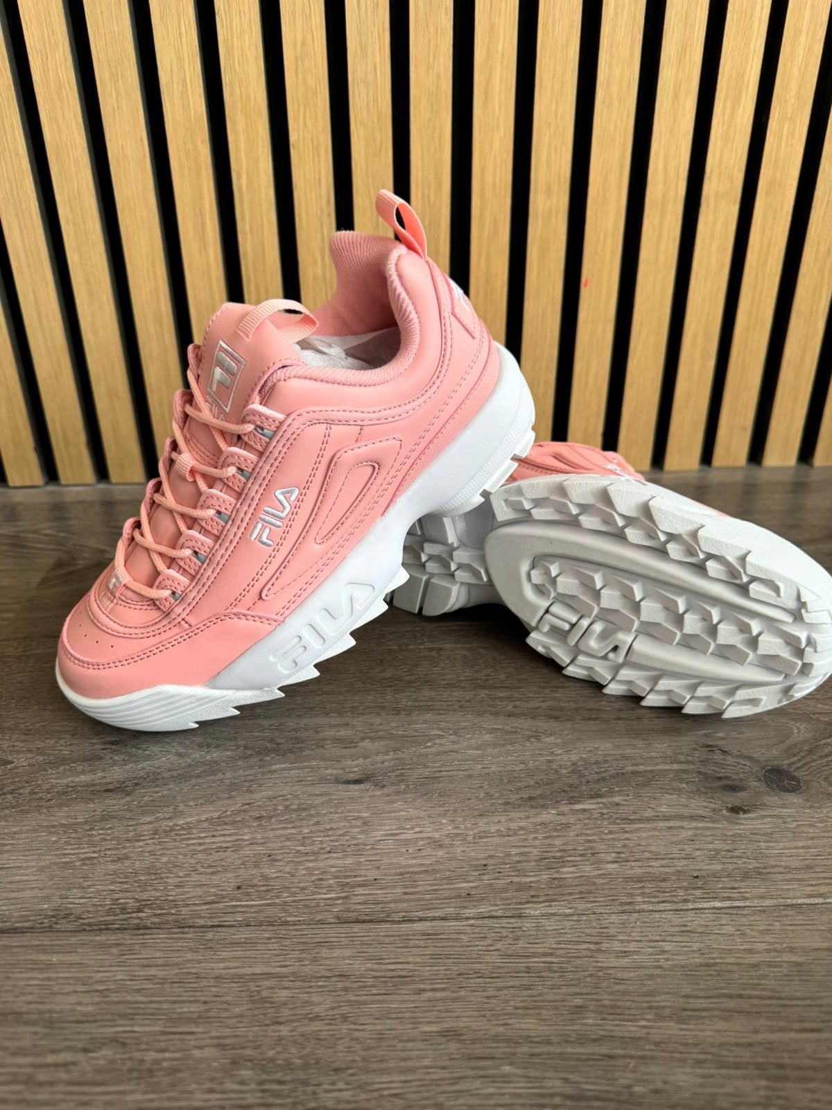 Fila Disruptor Low, Wit, Nieuw, Ophalen of Verzenden, Sneakers of Gympen