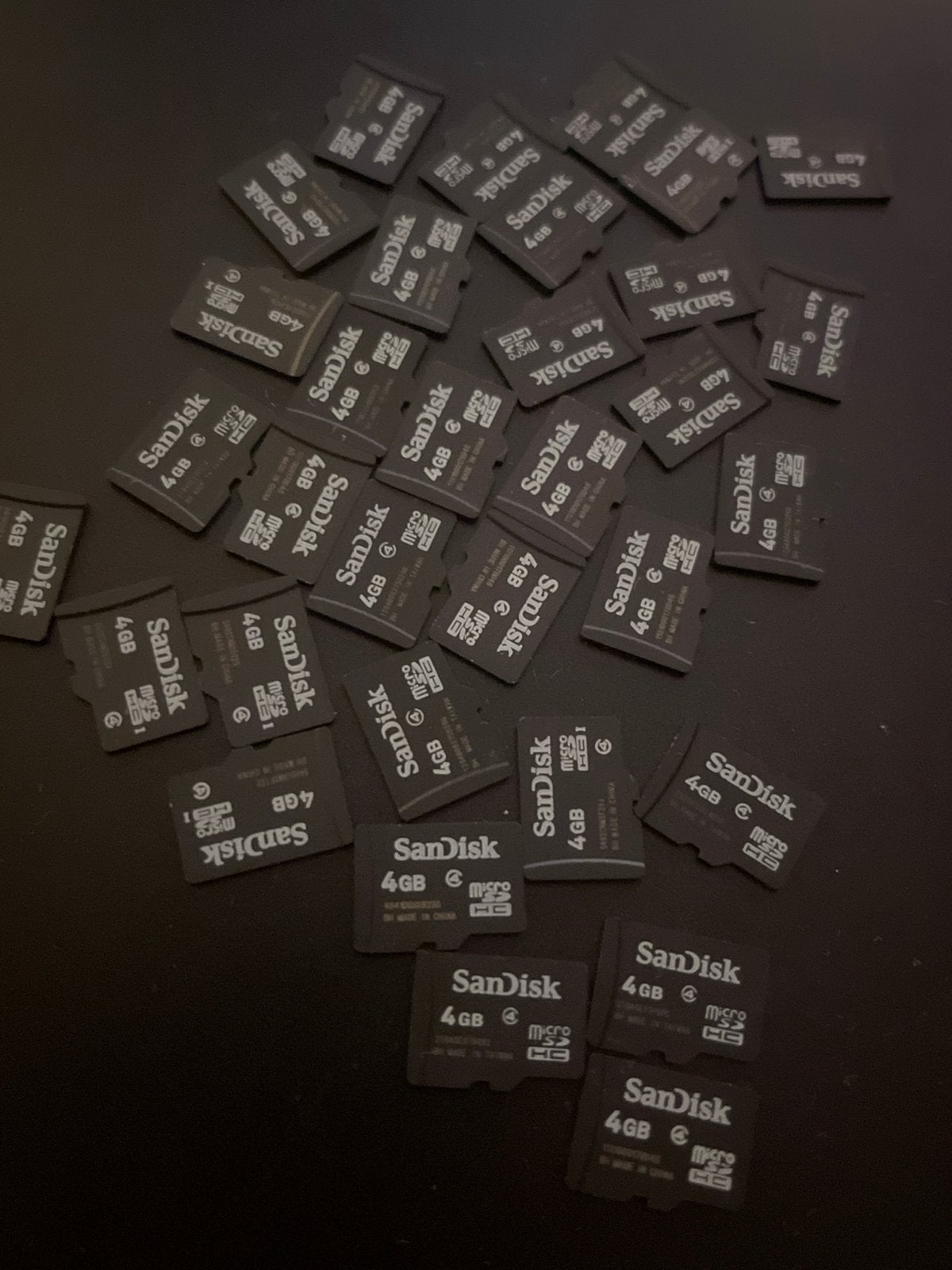 33x SanDisk MicroSD 4GB geheugenkaarten, Audio, Tv en Foto, MicroSDHC, Gebruikt, Ophalen of Verzenden, Fotocamera